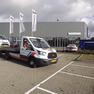 Dekker autogroep